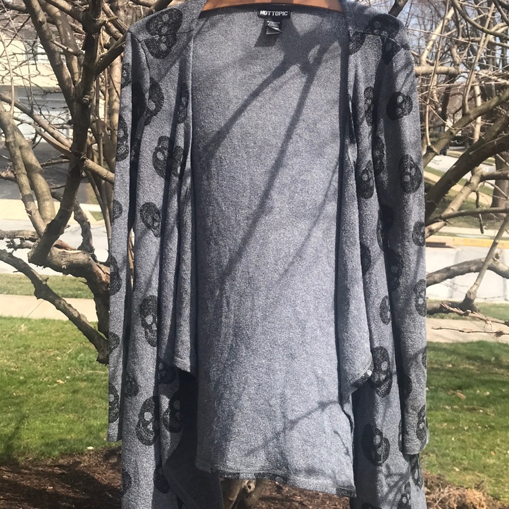 Hot Topic Sweater